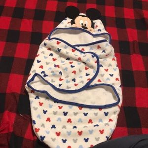 Micky baby swaddle towel